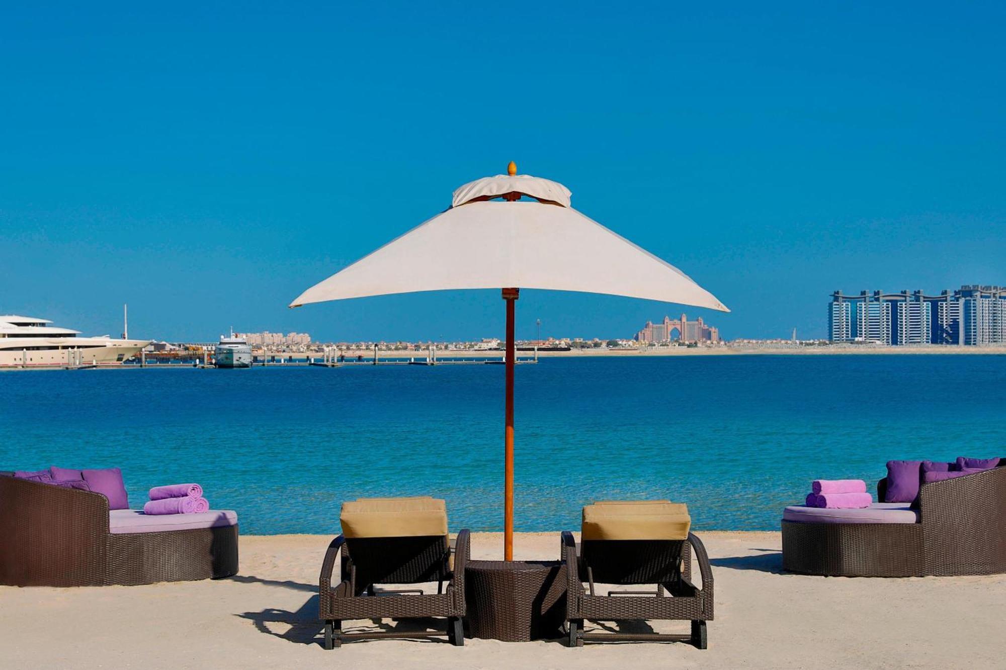 Le Meridien Mina Seyahi Beach Resort & Waterpark Dubai Ngoại thất bức ảnh Beach at Jumeirah Beach Hotel