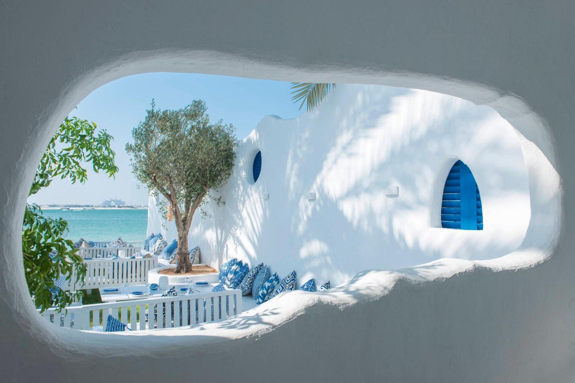 Le Meridien Mina Seyahi Beach Resort & Waterpark Dubai Ngoại thất bức ảnh The Mykonos Collection