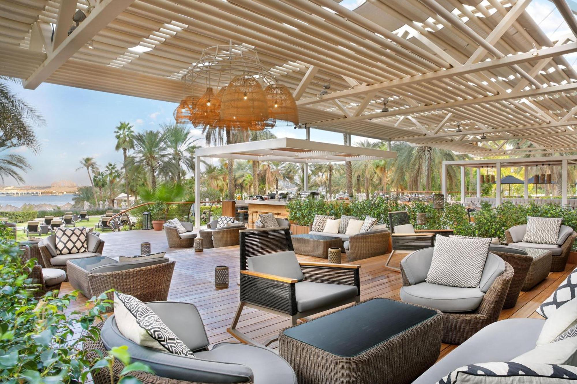 Le Meridien Mina Seyahi Beach Resort & Waterpark Dubai Ngoại thất bức ảnh The Beach